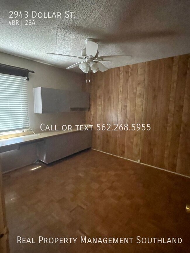 Building Photo - Spacious 4 Bedroom Home in Lakewood!