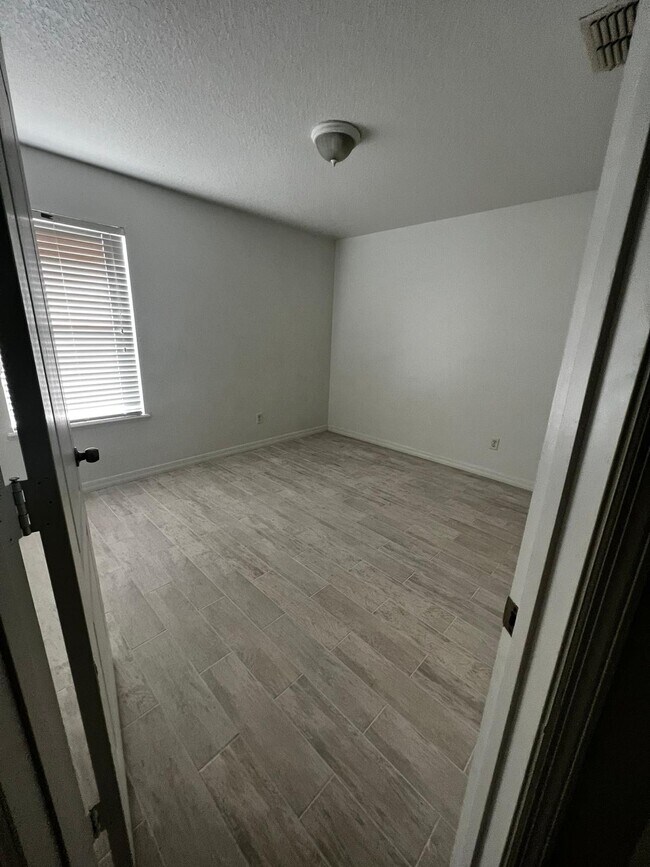 Dormitorio - 1662 Buckeye Falls Way