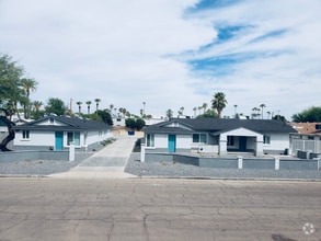 Building Photo - 340 W Highland Ave