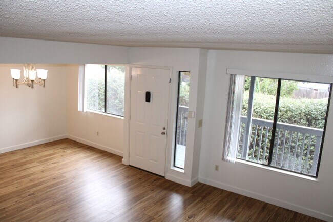 Foto del edificio - 3430 San Pablo Dam Rd