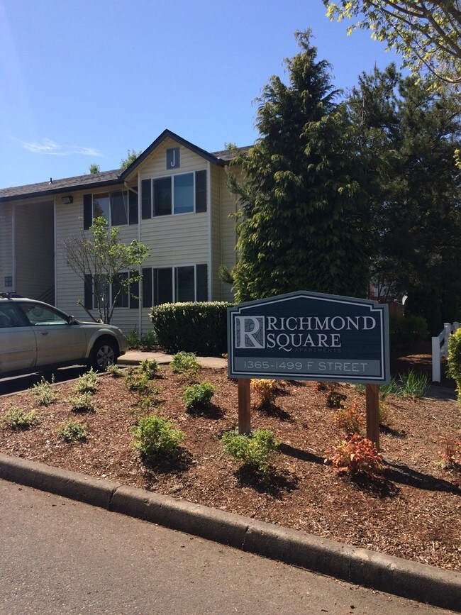 Richmond Square Apartments Independence, OR