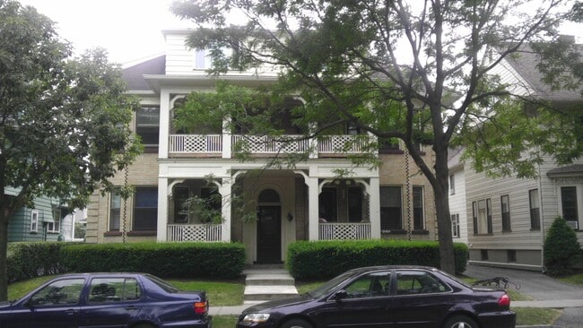 935 Park Ave Exterior - Fully Renovated Park and Beverly!