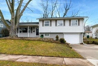 Building Photo - 3117 Windsor Dr