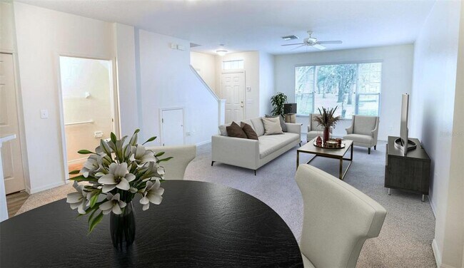 Building Photo - 213 Golden Pond Ct