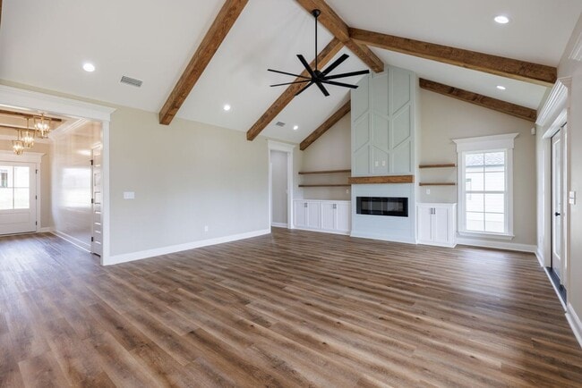 Foto del edificio - 3061 Houser Wy