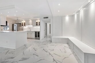 Building Photo - 222 Harbour Dr