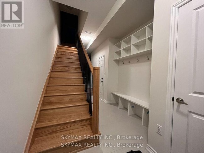 Photo du bâtiment - 96 Halliford Pl