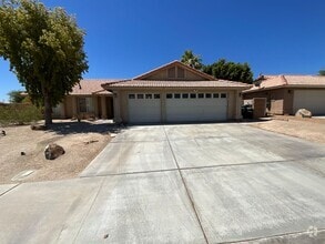 Building Photo - 79705 Iris Ct