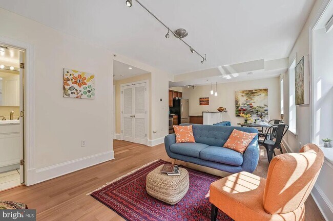 Foto del edificio - 1465 Columbia Rd NW