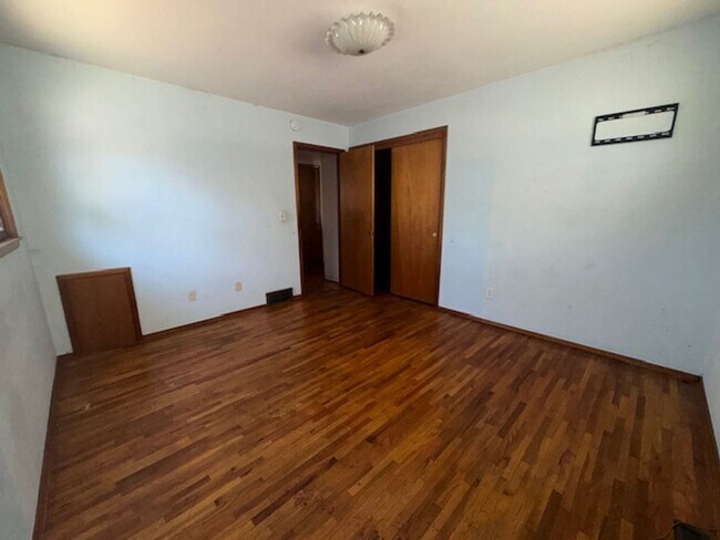 Foto del edificio - 3408 E 12th St