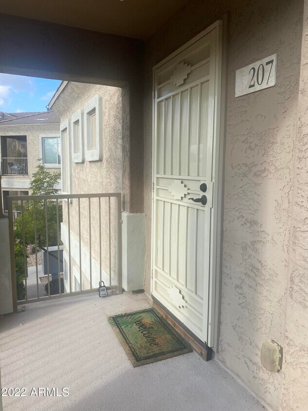 12050 N Panorama Dr Unit 207, Fountain Hills, AZ 85268 Room for Rent