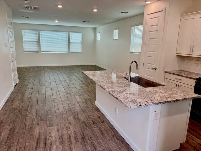 Building Photo - Beautiful 4BR Home in McQueen Landing