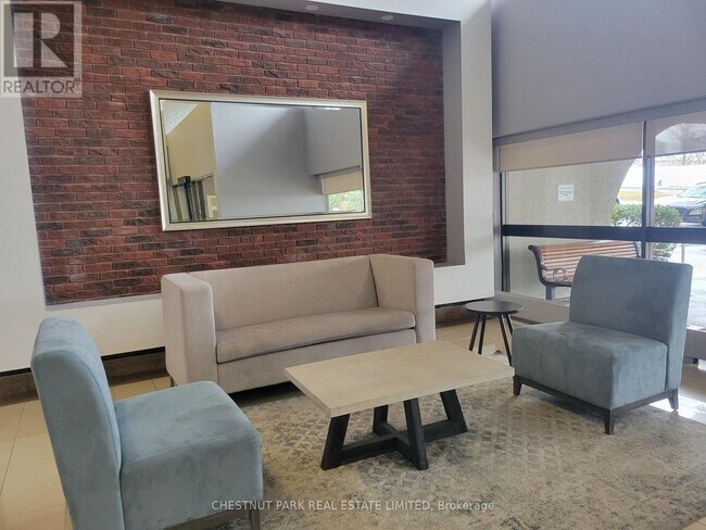 Building Photo - 260 Seneca Hill Dr