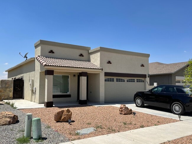 Building Photo - 5013 Joe Castillo St