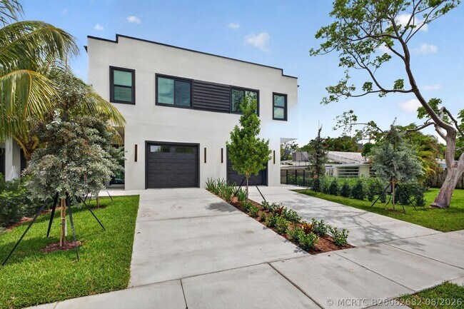 Building Photo - 507 SW 11th St