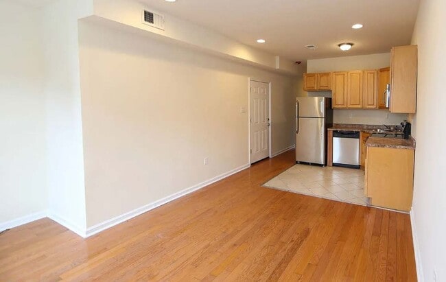 Building Photo - 1724 N Gratz St