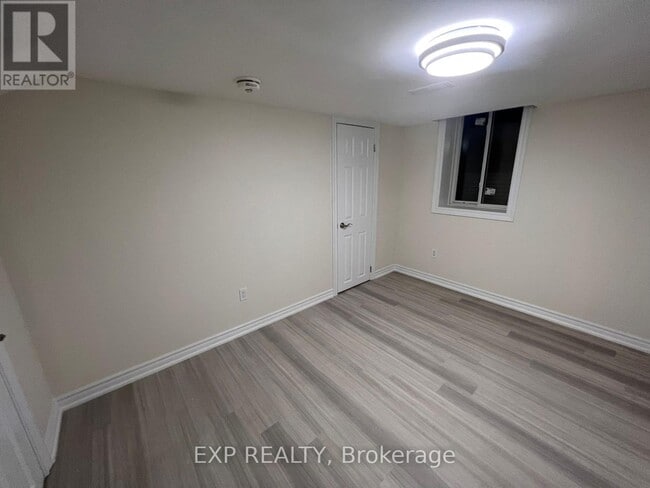 Building Photo - 938 Wrenwood Dr