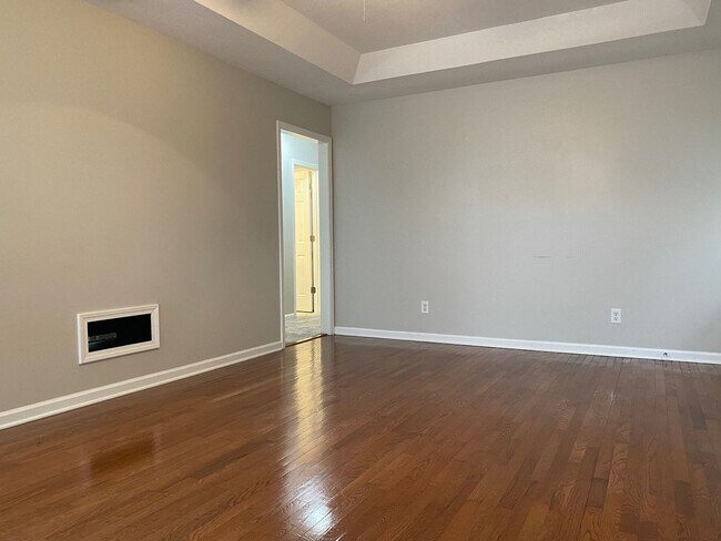 Foto del edificio - Beautifully Updated 3 Bed/2 Bath Home with...