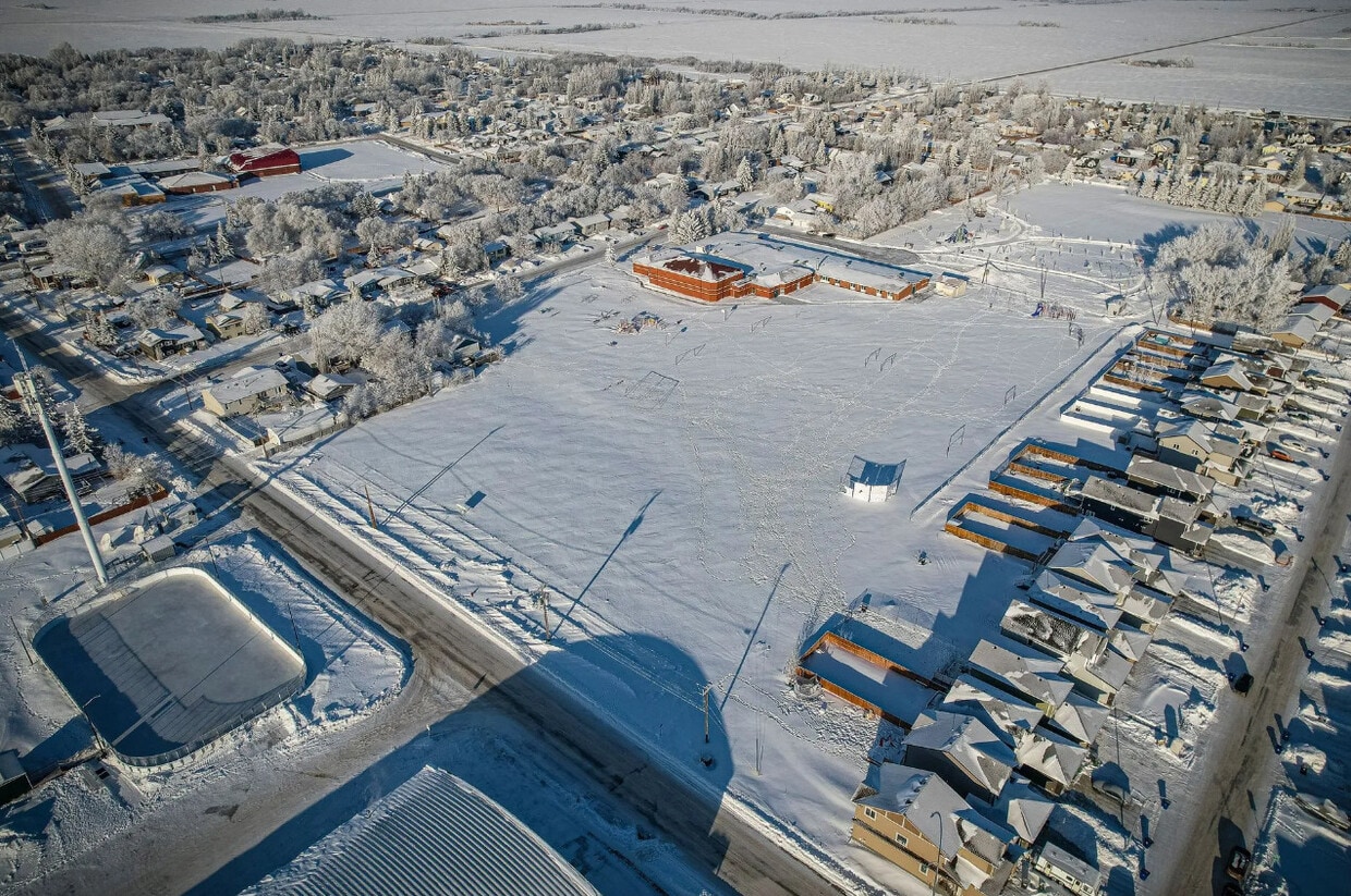 Building Photo - Super 20 Mobile Home Park
