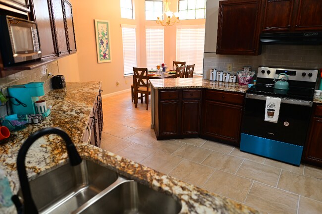 Foto del edificio - 7011 Beech Trail Dr