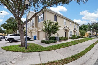 Building Photo - 6746 Breezy Palm Dr