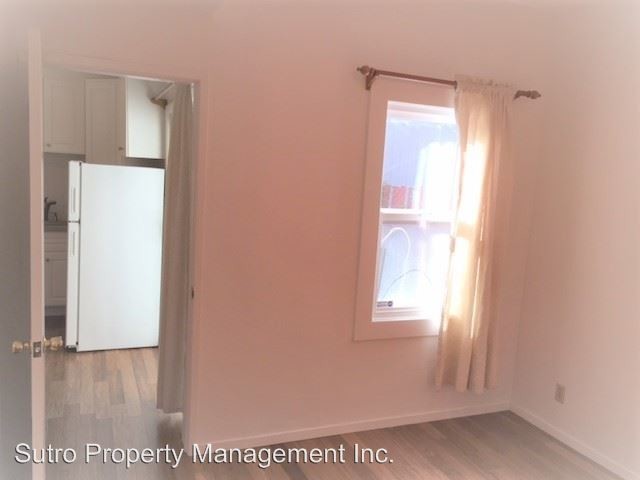 Building Photo - 378 25th Ave