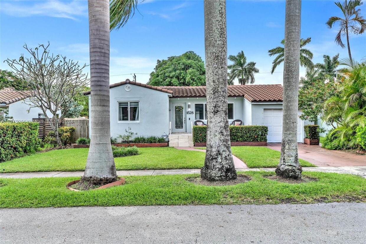 Photo - 1528 Wiley Street, Hollywood, FL 33020 - 2 BR 1 BA Single-Family Home