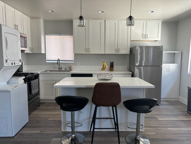 Photo - 3410 Chamoune Ave Apartment