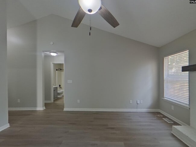 Building Photo - 12 Red Cedar Dr
