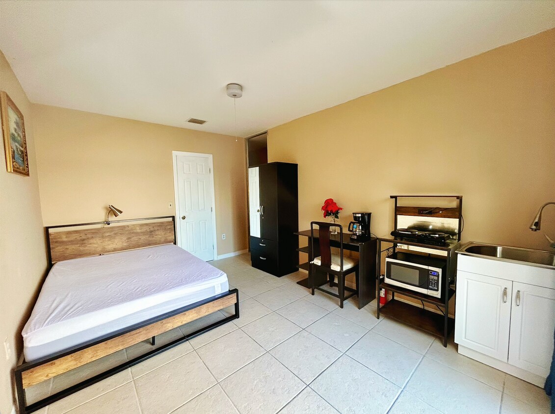 Foto principal - 13473 SW 142nd Ter