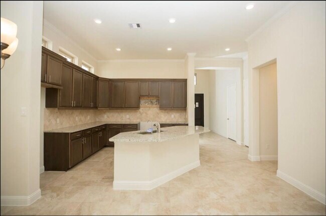 Foto del edificio - 7438 Bethpage Ln