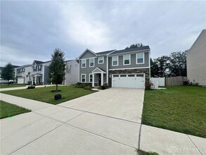 Building Photo - 2652 Kingman Dr