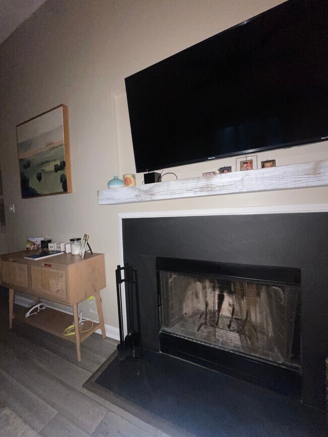 Building Photo - 401 Mather Green Ave