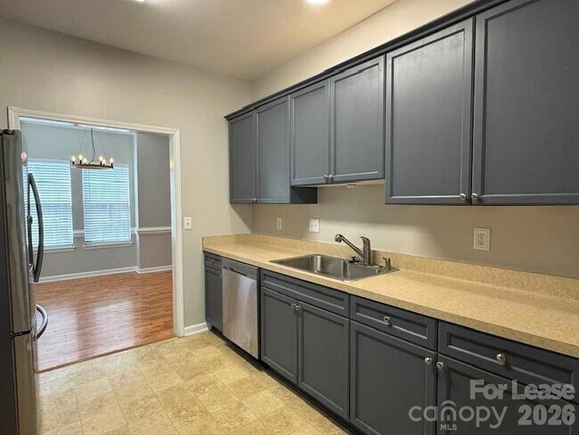 Foto del edificio - 4104 Kenton Glenn Ct NW