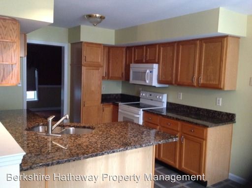 Building Photo - 3 br, 1.5 bath House - 9 Mill Pond Drive