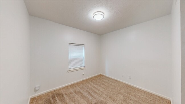 Building Photo - 5843 Petty St
