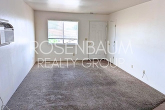 Building Photo - Charming and cozy 2-bedrooms, 1-bath upstairs unit in the heart of Prescott Valley!