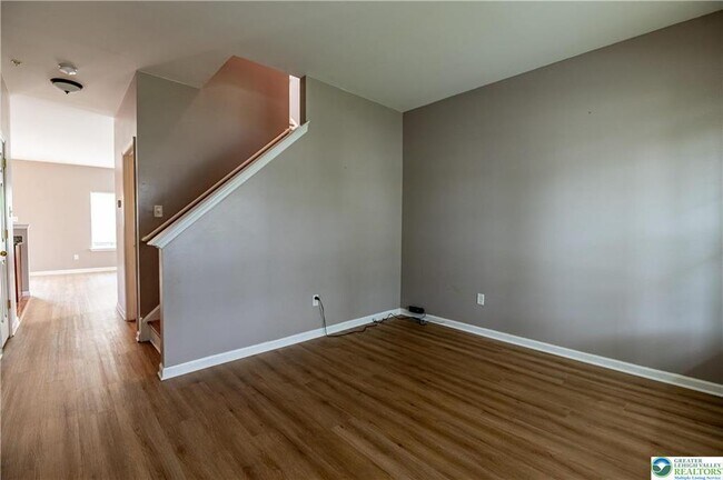 Foto del edificio - 955 King Way