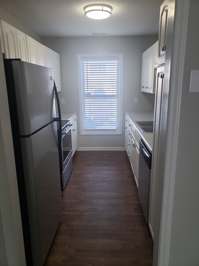 2HAB,1,5BA- The Winston - Western Villa Townhomes