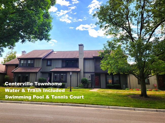 Building Photo - 1452 Carriage Trace Blvd