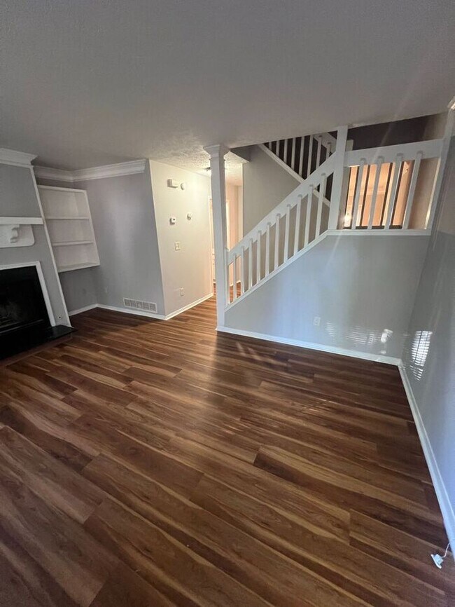 Foto del edificio - READY NOW!! 3 bedroom 2.5 bath in Snellville!