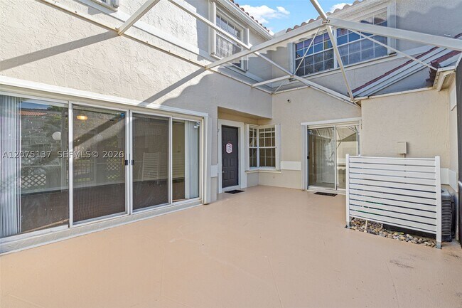 Building Photo - 10936 Longboat Dr