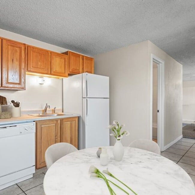 Interior Photo - Casa Serena Apartments
