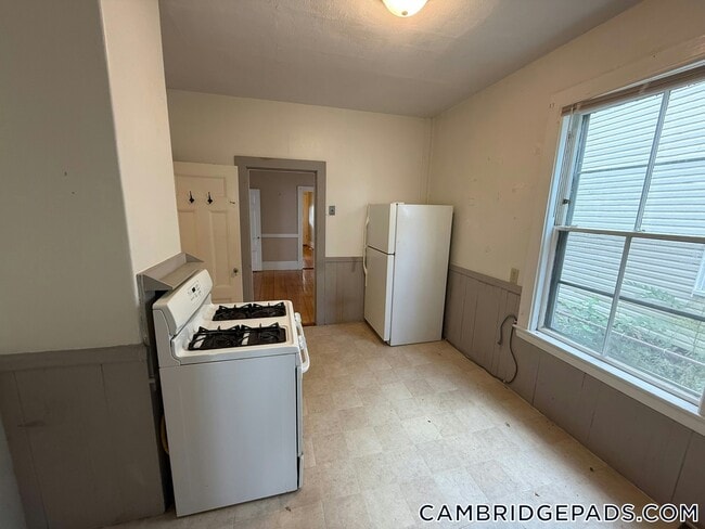 Building Photo - 55 Rindge Ave