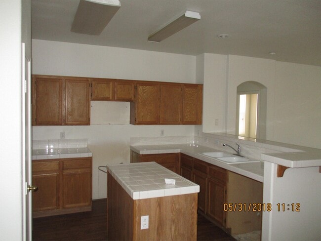 Building Photo - 2529 Rainbow Cactus Ct