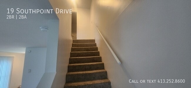 Photo - 19 Southpoint Dr Townhome