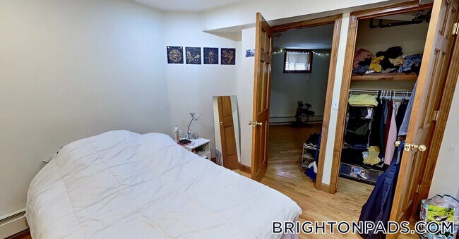 Foto del edificio - 1422 Commonwealth Ave