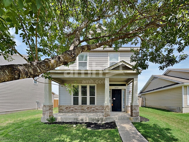Building Photo - 6013 Midcrown Dr