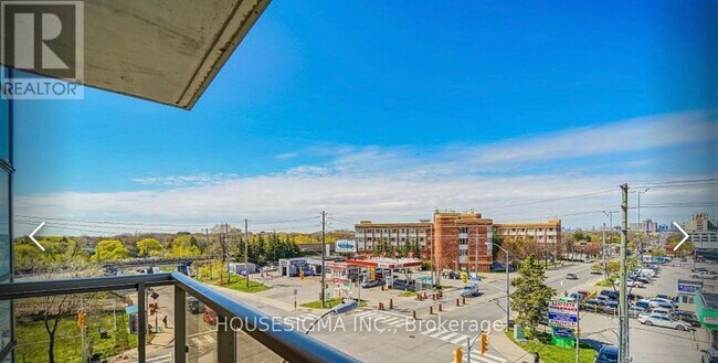 Photo du bâtiment - 3520-3520 Danforth Ave