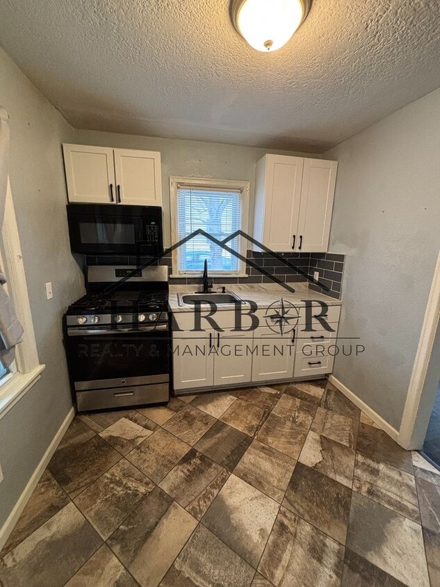 Primary Photo - 1304 9th Ave NW